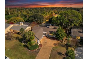 5482 BENEVA WOODS CIRCLE, SARASOTA, FL 34233 - MLS#MFRA4677558