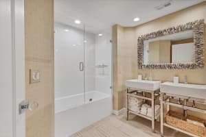 3401 54TH DRIVE, BRADENTON, FL 34210 - MLS#MFRA4677580