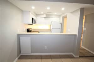 2739 PROCTOR ROAD, SARASOTA, FL 34231 - MLS#MFRA4677581