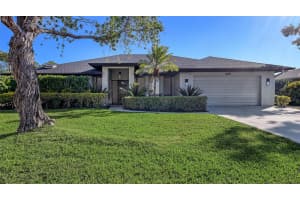 4251 PASADENA CIRCLE, SARASOTA, FL 34233 - MLS#MFRA4677604
