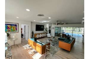 703 WHITFIELD AVENUE, SARASOTA, FL 34243 - MLS#MFRA4677614