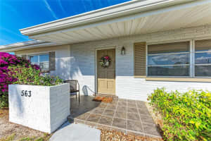 563 OXFORD DRIVE, VENICE, FL 34293 - MLS#MFRA4677686