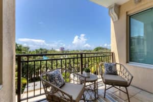 750 TAMIAMI TRAIL, SARASOTA, FL 34236 - MLS#MFRA4677748