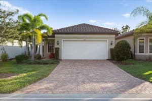 6713 ALSTEAD CIRCLE, LAKEWOOD RANCH, FL 34202 - MLS#MFRA4677775