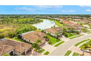 13635 CLASSICO COURT, VENICE, FL 34293 - MLS#MFRA4677783