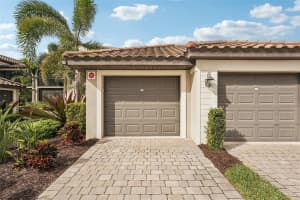 5710 PALMER CIRCLE, LAKEWOOD RANCH, FL 34211 - MLS#MFRA4677791