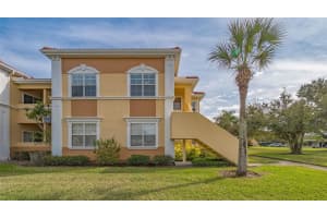 1020 Villagio Cir #204, SARASOTA