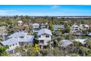 4881 OXFORD DRIVE, SIESTA KEY, FL 34242 - MLS#MFRA4677832