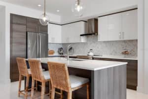 111 PINEAPPLE AVENUE, SARASOTA, FL 34236 - MLS#MFRA4677833