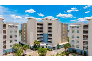 10520 BOARDWALK LOOP, LAKEWOOD RANCH, FL 34202 - MLS#MFRA4677855