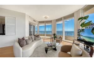 3060 GRAND BAY BOULEVARD, LONGBOAT KEY, FL 34228 - MLS#MFRA4677880