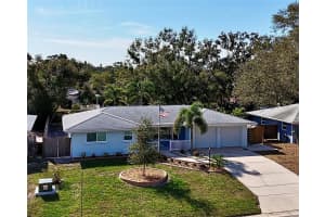 2426 TANGERINE DRIVE, SARASOTA, FL 34239 - MLS#MFRA4677971