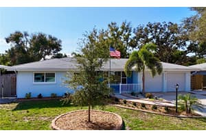 2426 TANGERINE DRIVE, SARASOTA, FL 34239 - MLS#MFRA4677971