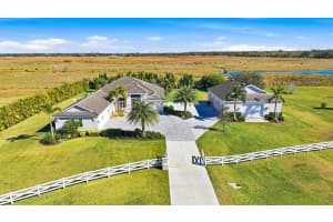 3467 COMPOUND COURT, SARASOTA, FL 34240 - MLS#MFRA4677979