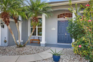 5722 FERN OAK COURT, SARASOTA, FL 34232 - MLS#MFRA4678050