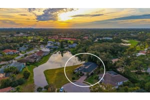 8117 MISTY OAKS BOULEVARD, SARASOTA, FL 34243 - MLS#MFRA4678054