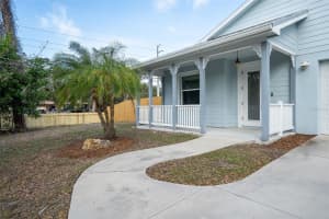 2405 VALENTINE STREET, SARASOTA, FL 34238 - MLS#MFRA4678057