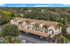 8315 GLENROSE WAY, SARASOTA, FL 34238 - MLS#MFRA4678065