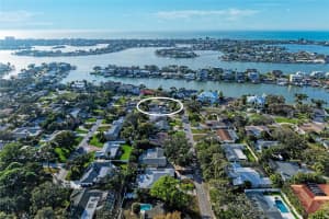 411 HARBOR VIEW LANE, LARGO, FL 33770 - MLS#MFRA4678091