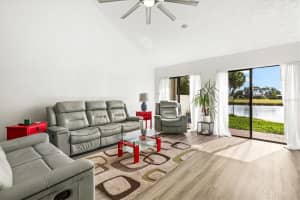 2453 CRISPIN COURT, SARASOTA, FL 34235 - MLS#MFRA4678095