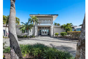 1186 WESTWAY DRIVE, SARASOTA, FL 34236 - MLS#MFRA4678121