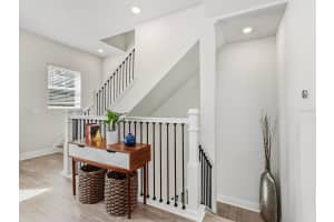 451 WINGFIELD DRIVE, SARASOTA, FL 34237 - MLS#MFRA4678124