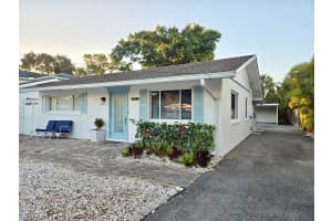 2442 WOOD STREET, SARASOTA, FL 34237 - MLS#MFRA4678152