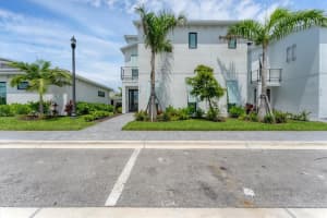 6028 RED MANGROVE LANE, BRADENTON, FL 34210 Sold 04/02/26