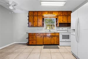 2504 CETRA COURT, LAKELAND, FL 33801 - MLS#MFRA4678310