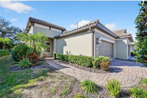 6342 POSITANO COURT, SARASOTA, FL 34243 - MLS#MFRA4678314
