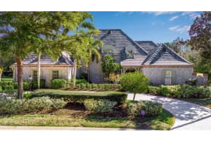 6963 WESTCHESTER CIRCLE, LAKEWOOD RANCH, FL 34202 - MLS#MFRA4678336