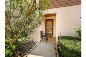 6500 DRAW LANE, SARASOTA, FL 34238 - MLS#MFRA4678370