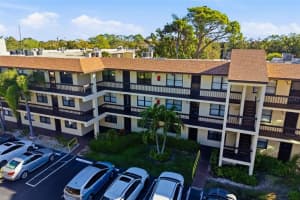 425 30th Ave W #c112, BRADENTON