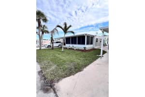 2295 N Beach Rd #23, ENGLEWOOD