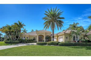 8864 Enclave Ct, SARASOTA