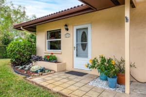 6416 MERCER ROAD, BRADENTON, FL 34207 - MLS#MFRA4678446