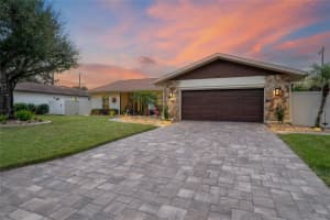 8465 Cypress Lake Cir, SARASOTA