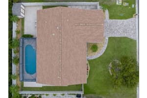 8465 CYPRESS LAKE CIRCLE, SARASOTA, FL 34243 - MLS#MFRA4678494