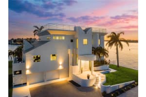 1400 SIESTA DRIVE, SARASOTA, FL 34239 - MLS#MFRA4678496