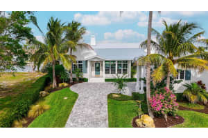 681 OLD COMPASS ROAD, LONGBOAT KEY, FL 34228 - MLS#MFRA4678515