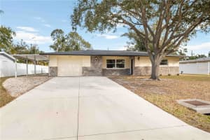2705 AMANDA DRIVE, SARASOTA, FL 34232 - MLS#MFRA4678536