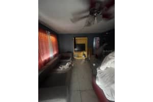 629 40TH AVENUE, ST PETERSBURG, FL 33705 - MLS#MFRA4678567