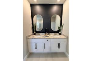 17715 CANTARINA COVE, BRADENTON, FL 34211 - MLS#MFRA4678597