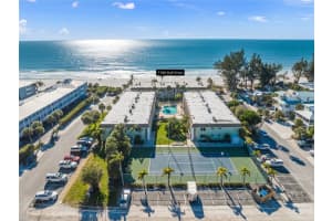 7100 Gulf Dr #104, HOLMES BEACH