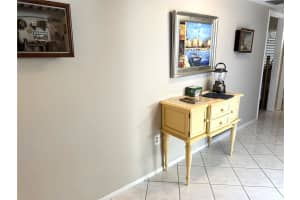 2571 RIVERBLUFF PARKWAY, SARASOTA, FL 34231 - MLS#MFRA4678648