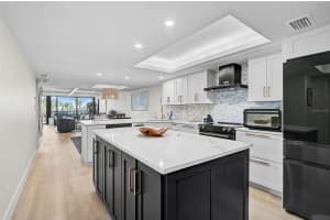 5790 MIDNIGHT PASS ROAD, SARASOTA, FL 34242 - MLS#MFRA4678655