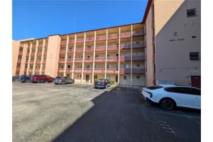 4017 Lake Bayshore Dr #109, BRADENTON