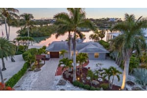 922 CASEY COVE DRIVE, NOKOMIS, FL 34275 - MLS#MFRA4678726