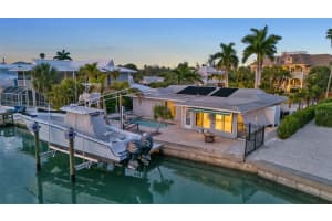 922 CASEY COVE DRIVE, NOKOMIS, FL 34275 - MLS#MFRA4678726