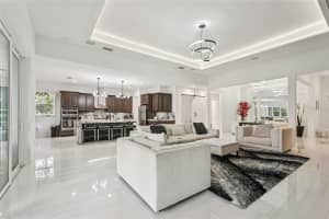 8294 GRANDE SHORES DRIVE, SARASOTA, FL 34240 - MLS#MFRA4678756